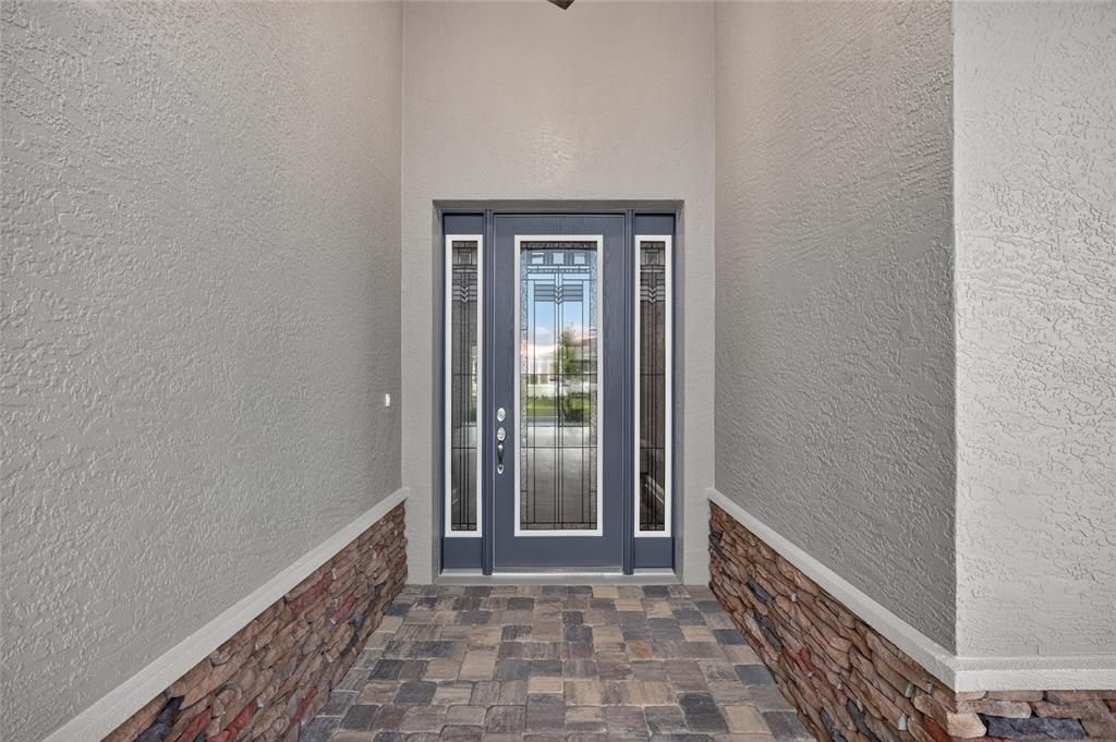 For Sale: $558,355 (3 beds, 3 baths, 2373 Square Feet)