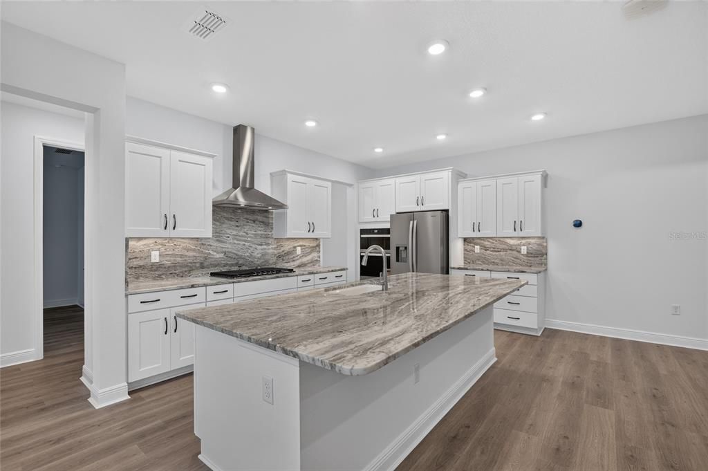 For Sale: $558,355 (3 beds, 3 baths, 2373 Square Feet)