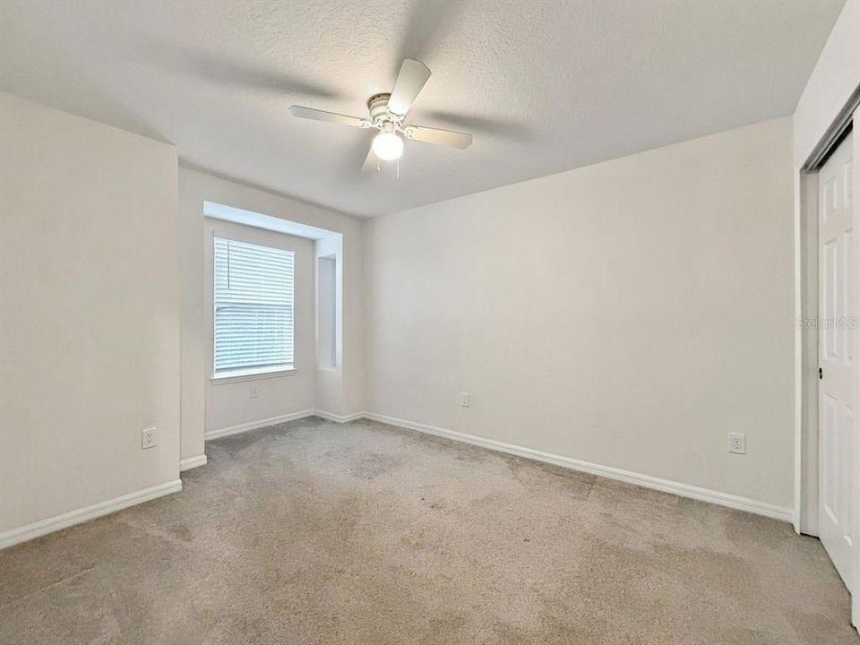 For Sale: $405,000 (3 beds, 2 baths, 1382 Square Feet)