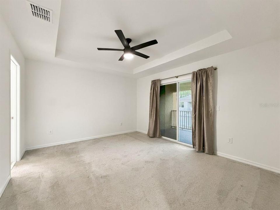 For Sale: $405,000 (3 beds, 2 baths, 1382 Square Feet)