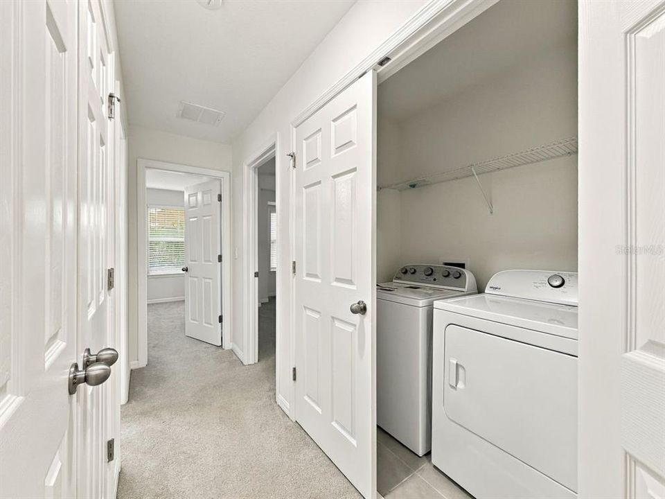 For Sale: $405,000 (3 beds, 2 baths, 1382 Square Feet)