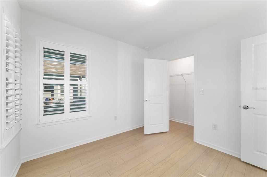 На продажу: $309,900 (4 спален, 2 ванн, 1583 Квадратных фут)