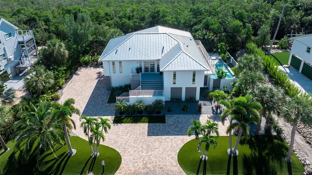 На продажу: $2,693,000 (3 спален, 2 ванн, 2461 Квадратных фут)