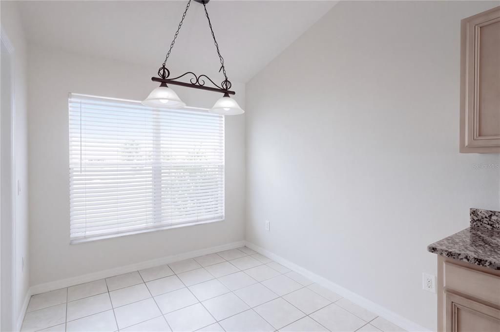 En Venta: $324,900 (4 camas, 2 baños, 1802 Pies cuadrados)