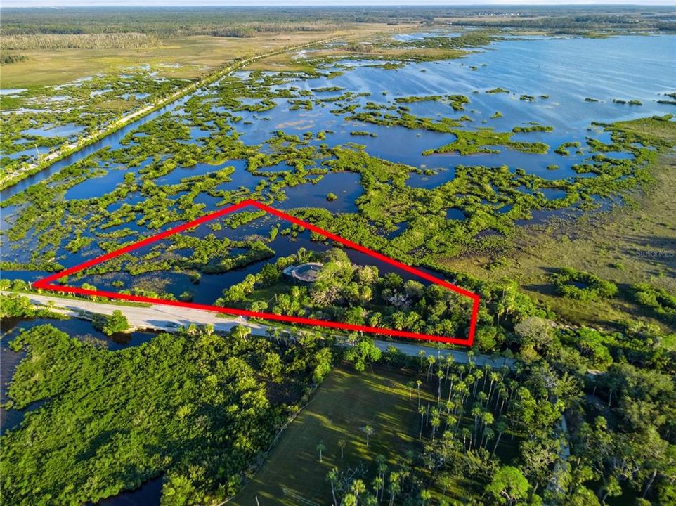 En Venta: $749,000 (3.40 acres)