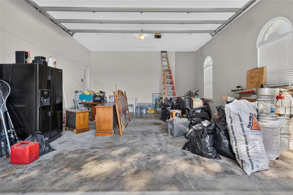 For Sale: $600,000 (4 beds, 3 baths, 2177 Square Feet)