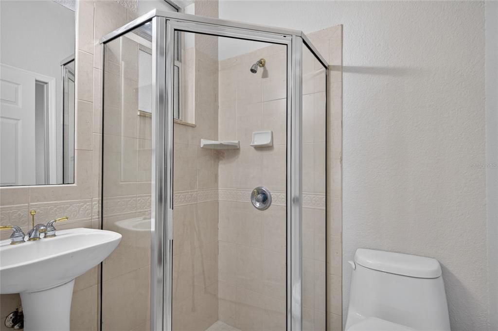 For Sale: $600,000 (4 beds, 3 baths, 2177 Square Feet)