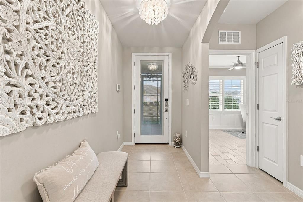 For Sale: $399,000 (3 beds, 2 baths, 1676 Square Feet)