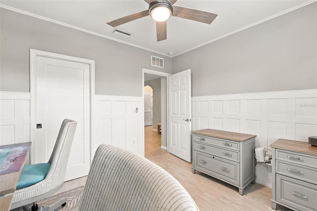 For Sale: $399,000 (3 beds, 2 baths, 1676 Square Feet)