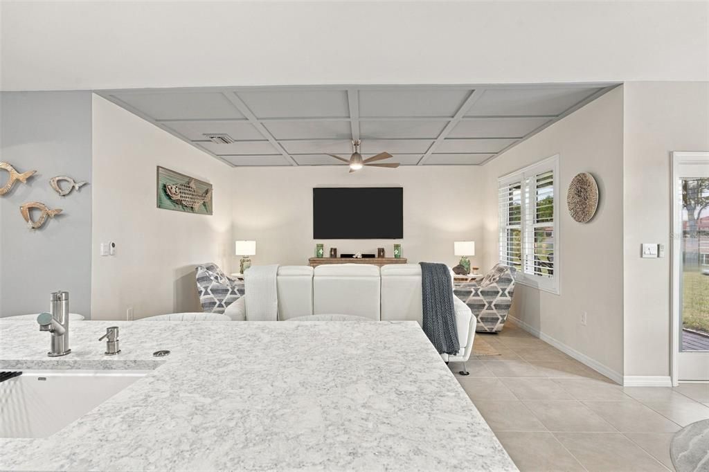 For Sale: $399,000 (3 beds, 2 baths, 1676 Square Feet)