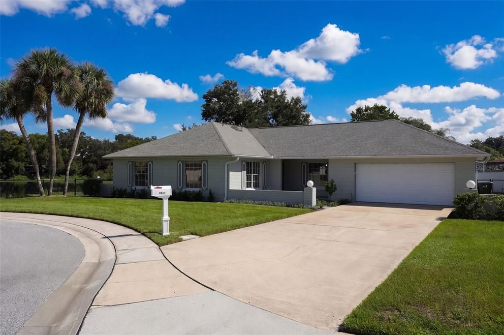 En Venta: $665,900 (3 camas, 2 baños, 1685 Pies cuadrados)