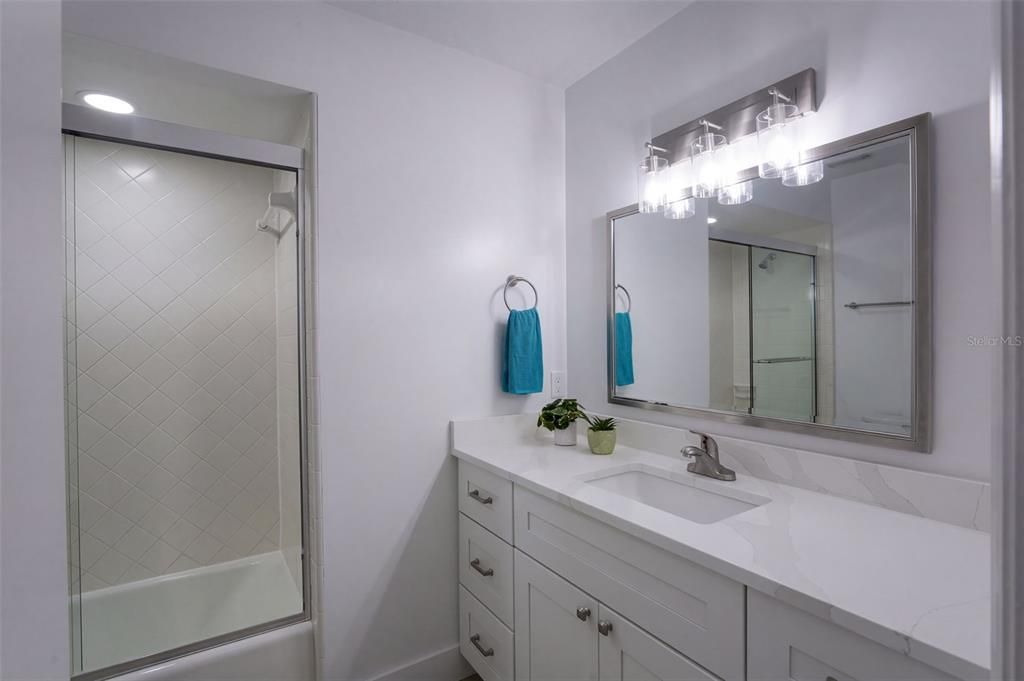 En Venta: $665,900 (3 camas, 2 baños, 1685 Pies cuadrados)
