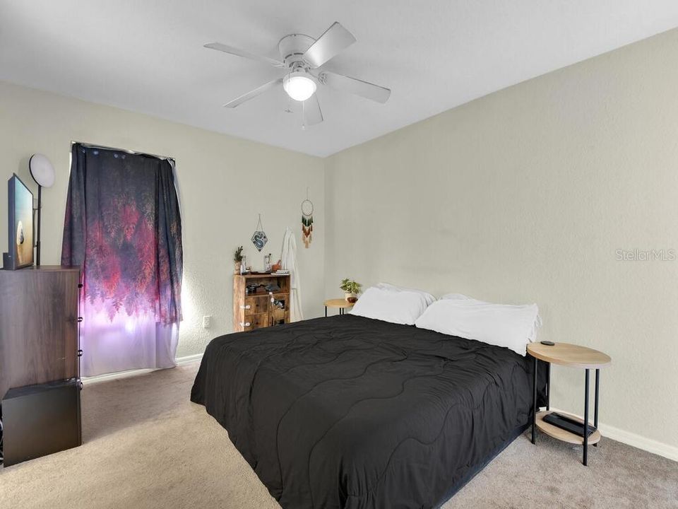 For Sale: $449,000 (6 beds, 0 baths, 2382 Square Feet)