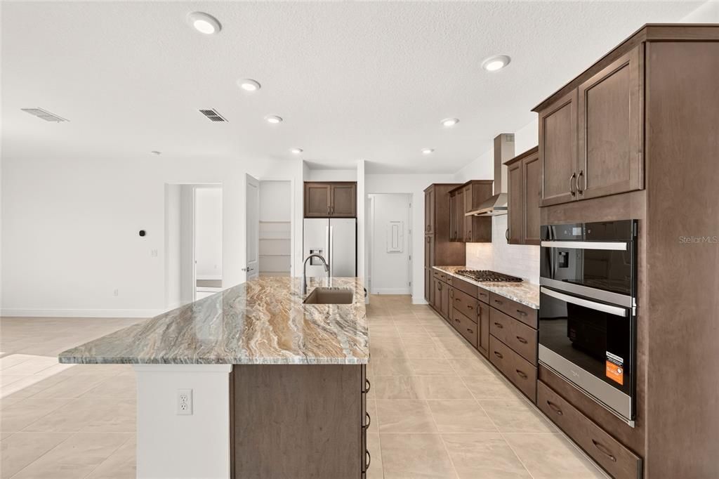 For Sale: $506,005 (3 beds, 3 baths, 2145 Square Feet)