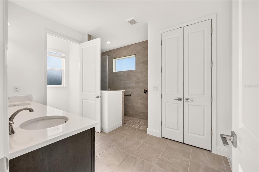 For Sale: $506,005 (3 beds, 3 baths, 2145 Square Feet)