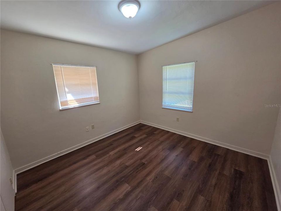 For Rent: $1,550 (2 beds, 1 baths, 1175 Square Feet)