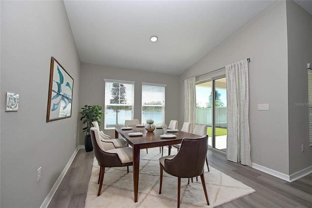 For Rent: $2,495 (4 beds, 2 baths, 1850 Square Feet)
