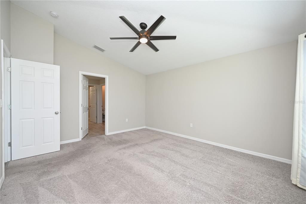 For Rent: $2,495 (4 beds, 2 baths, 1850 Square Feet)