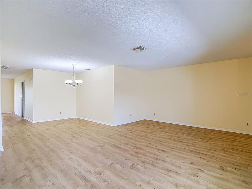 En Venta: $255,000 (2 camas, 2 baños, 1516 Pies cuadrados)