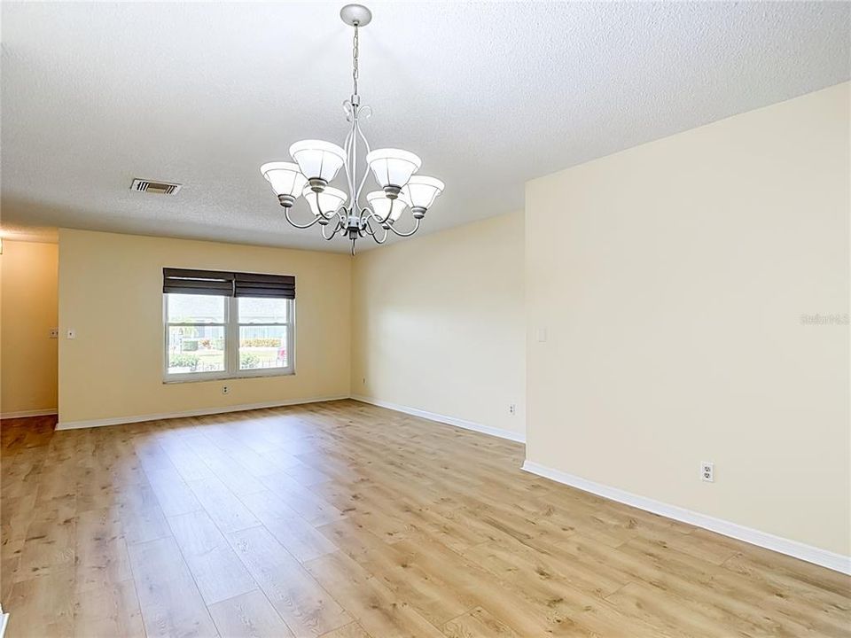 En Venta: $255,000 (2 camas, 2 baños, 1516 Pies cuadrados)