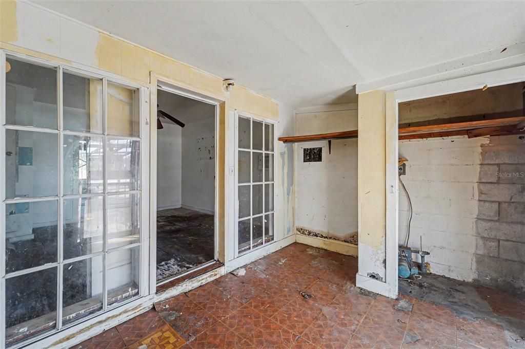 На продажу: $204,950 (5 спален, 2 ванн, 2115 Квадратных фут)