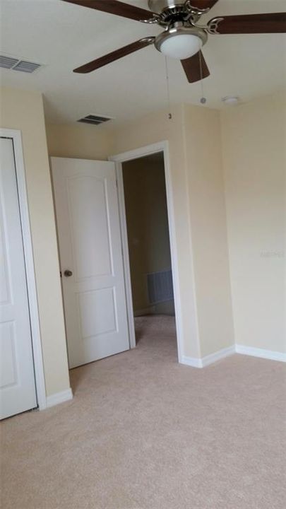 En Renta: $2,750 (3 camas, 2 baños, 1748 Pies cuadrados)