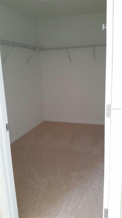 En Renta: $2,750 (3 camas, 2 baños, 1748 Pies cuadrados)