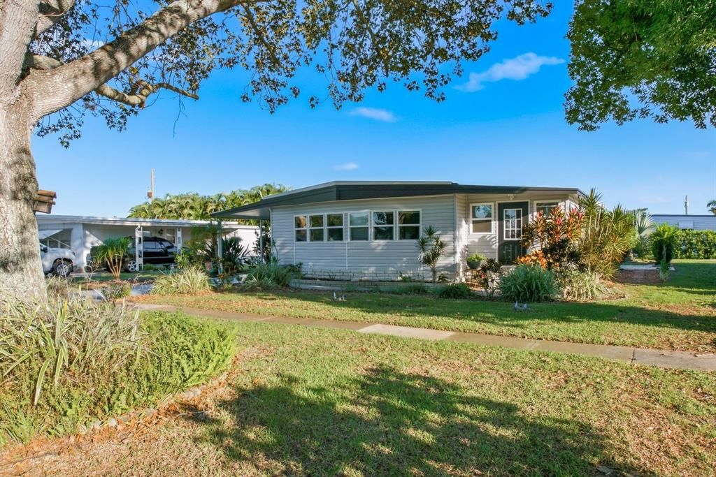 En Venta: $195,000 (2 camas, 2 baños, 1004 Pies cuadrados)