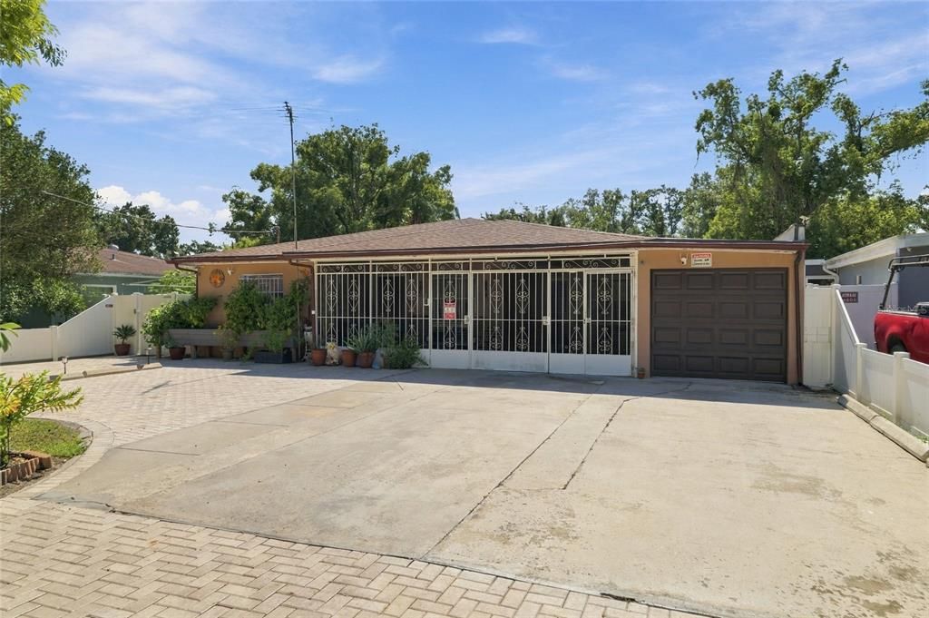 En Venta: $509,900 (5 camas, 3 baños, 2978 Pies cuadrados)