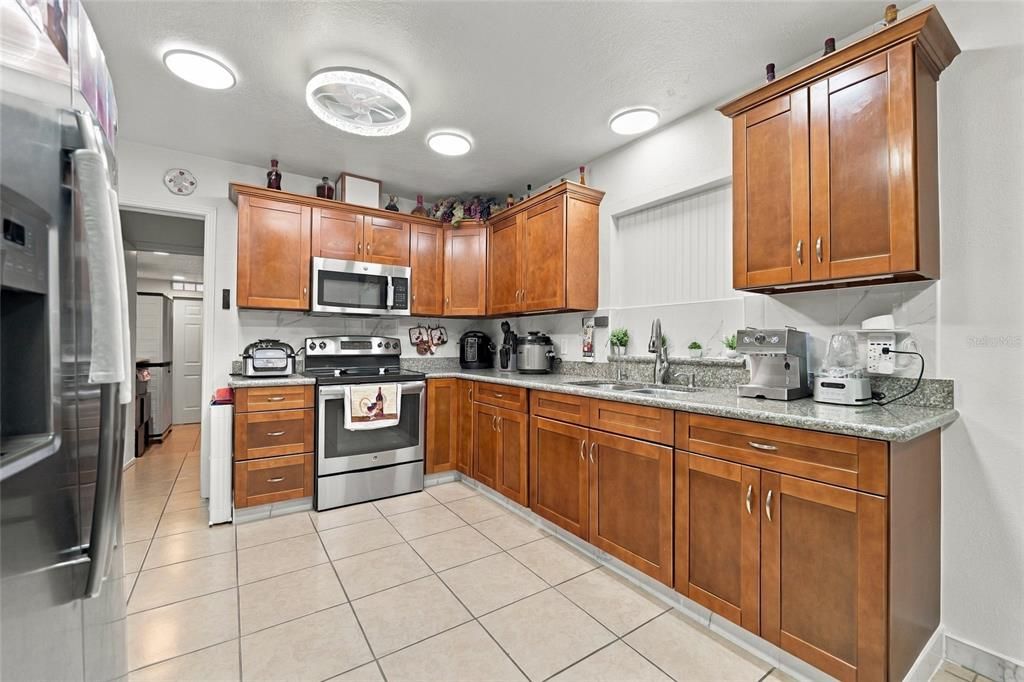 En Venta: $509,900 (5 camas, 3 baños, 2978 Pies cuadrados)