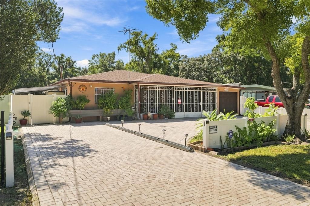 En Venta: $509,900 (5 camas, 3 baños, 2978 Pies cuadrados)