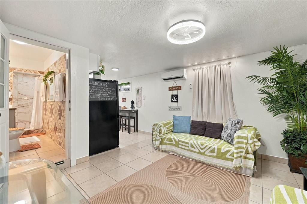 En Venta: $509,900 (5 camas, 3 baños, 2978 Pies cuadrados)
