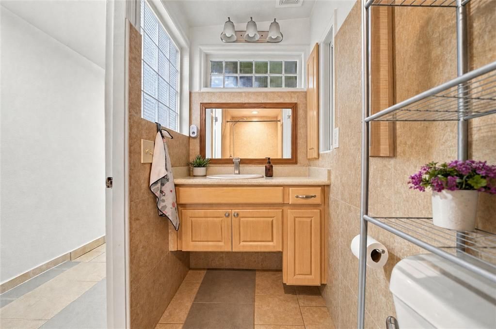 En Venta: $509,900 (5 camas, 3 baños, 2978 Pies cuadrados)