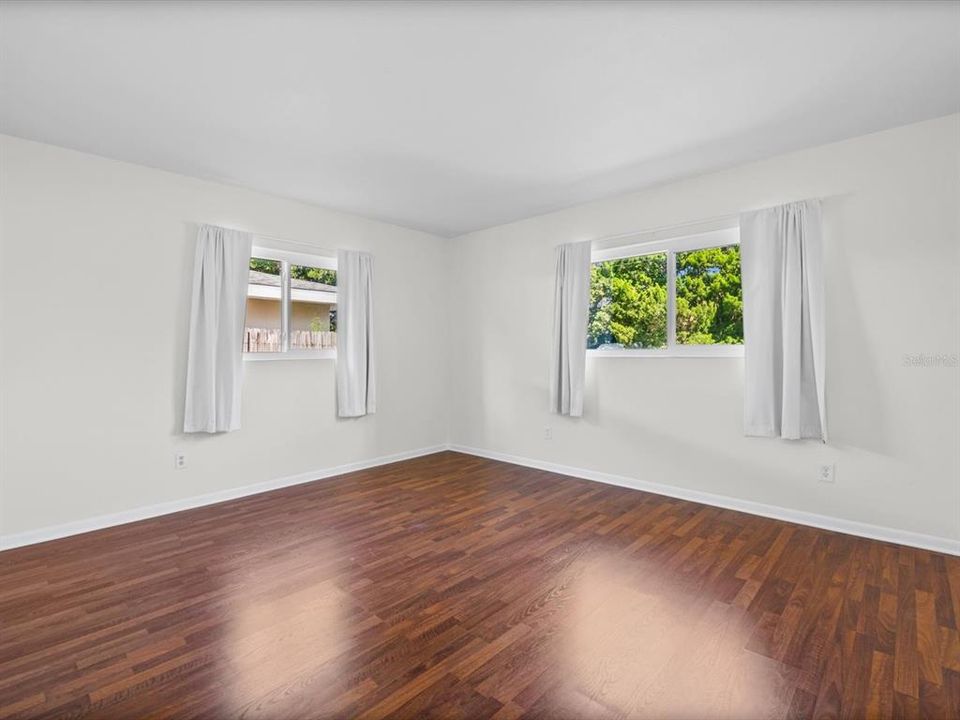 For Sale: $489,950 (3 beds, 2 baths, 1830 Square Feet)