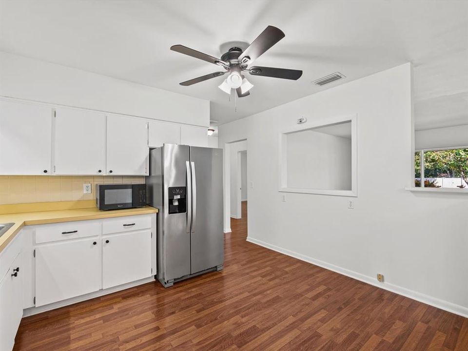 For Sale: $489,950 (3 beds, 2 baths, 1830 Square Feet)