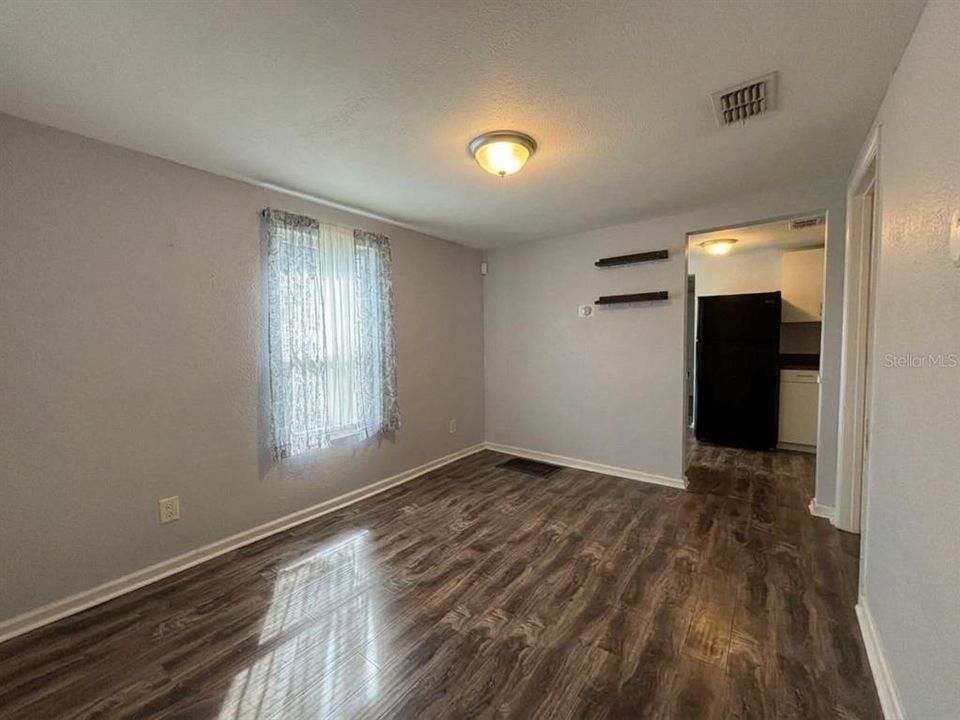 В аренду: $1,500 (2 спален, 1 ванн, 760 Квадратных фут)