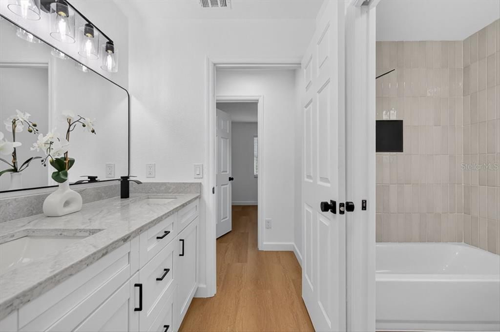 En Venta: $249,990 (3 camas, 2 baños, 1165 Pies cuadrados)
