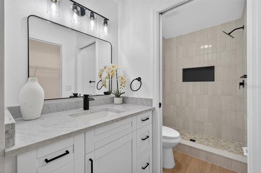 En Venta: $249,990 (3 camas, 2 baños, 1165 Pies cuadrados)