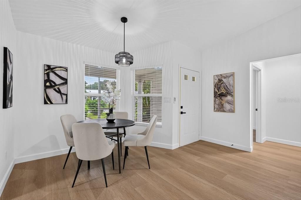 En Venta: $249,990 (3 camas, 2 baños, 1165 Pies cuadrados)