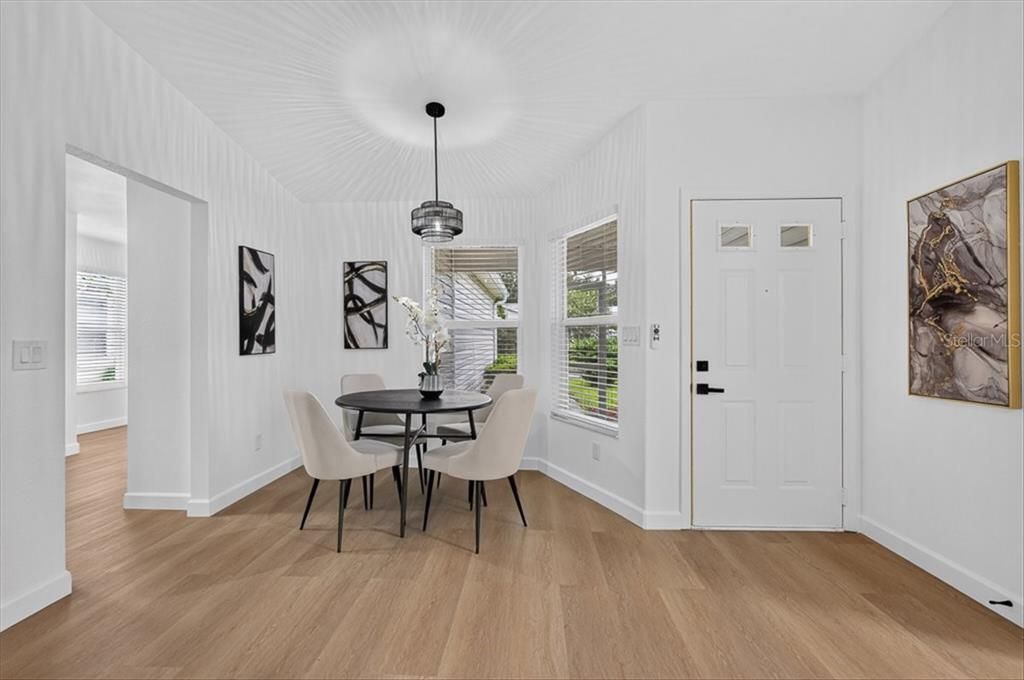 En Venta: $249,990 (3 camas, 2 baños, 1165 Pies cuadrados)