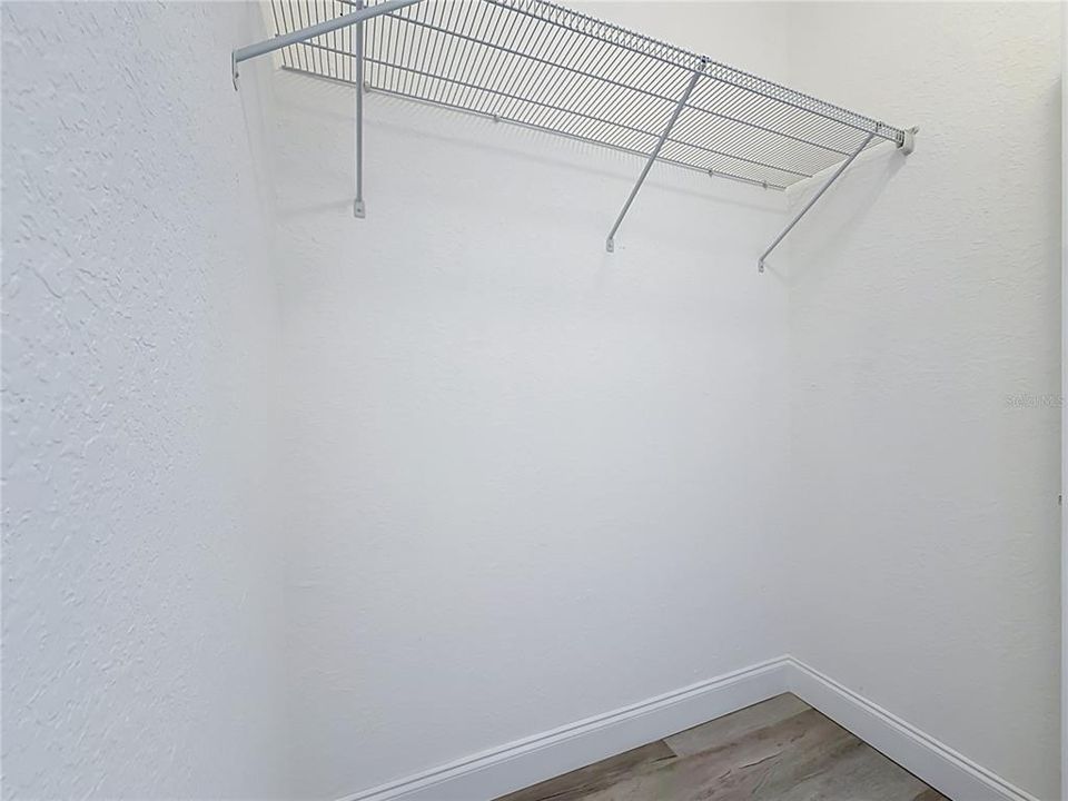 For Sale: $294,900 (2 beds, 2 baths, 968 Square Feet)