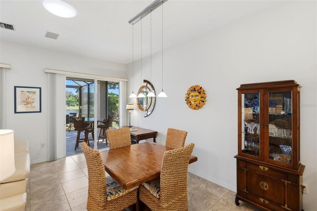 En Venta: $499,000 (3 camas, 2 baños, 1698 Pies cuadrados)