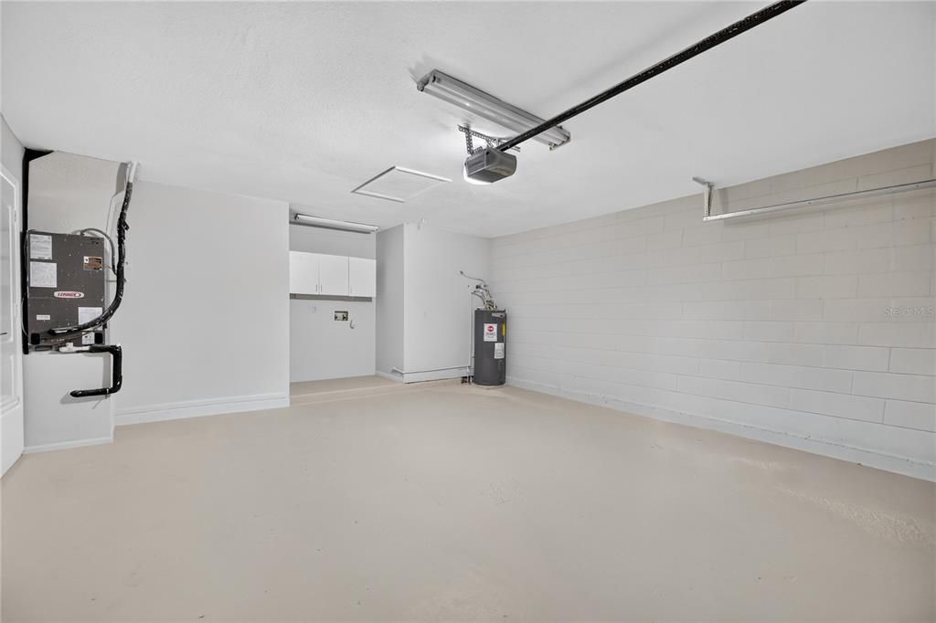 На продажу: $339,000 (2 спален, 2 ванн, 1099 Квадратных фут)