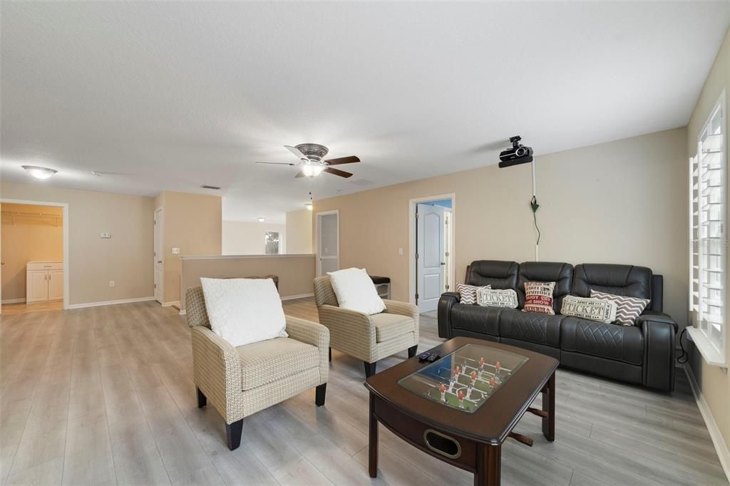For Sale: $640,000 (4 beds, 4 baths, 3953 Square Feet)