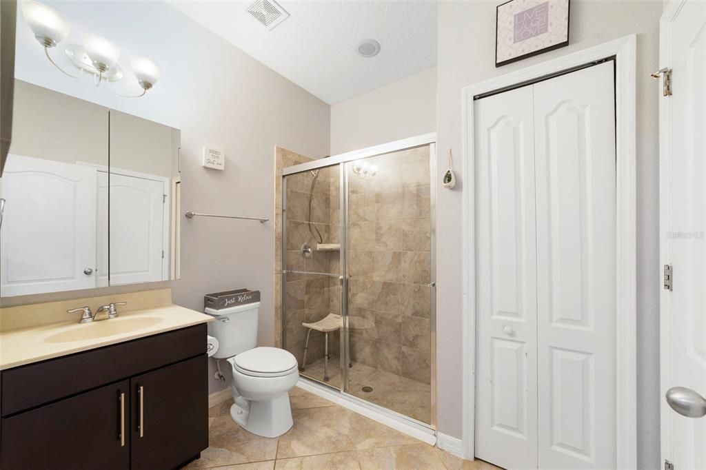 For Sale: $640,000 (4 beds, 4 baths, 3953 Square Feet)