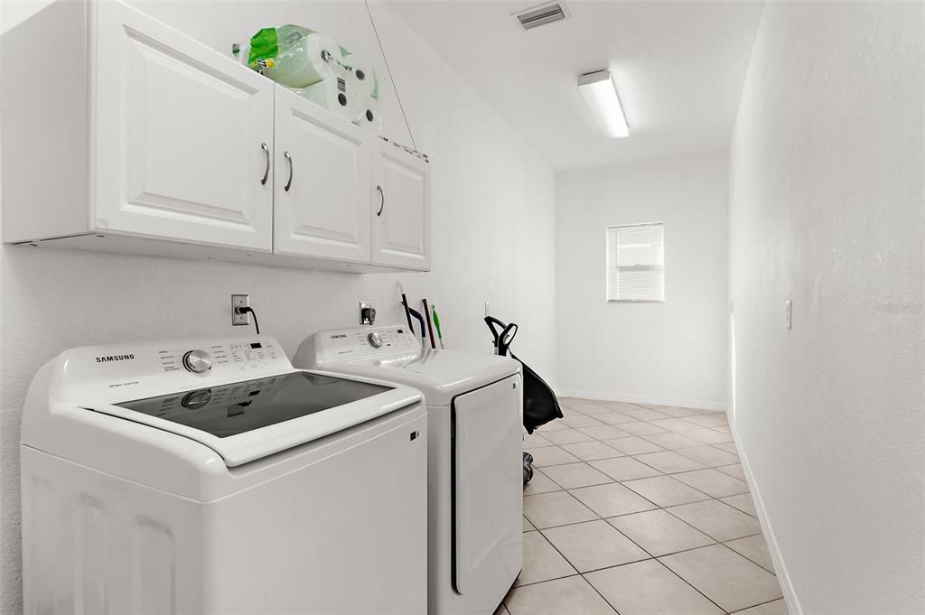En Venta: $449,900 (3 camas, 2 baños, 1997 Pies cuadrados)