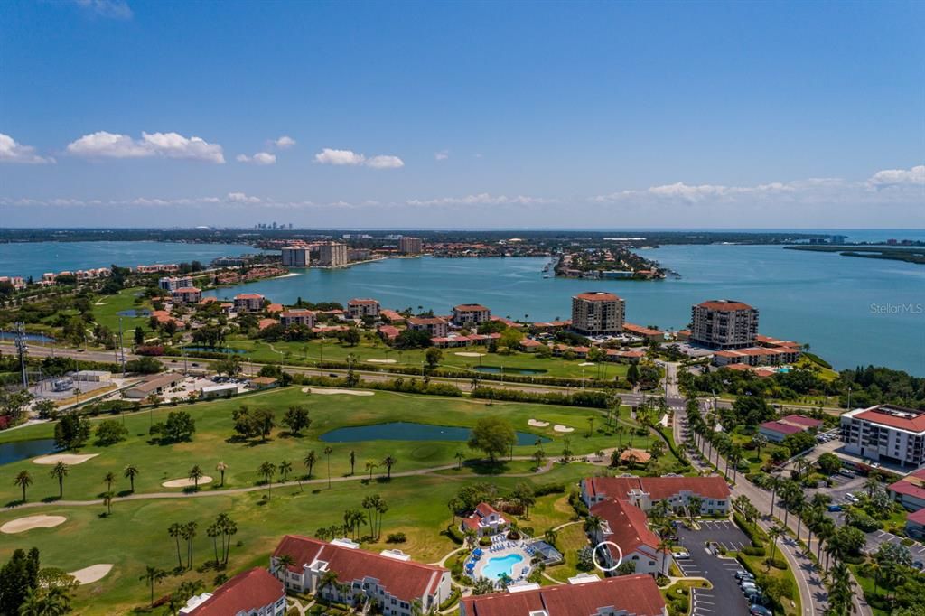 En Venta: $395,000 (2 camas, 2 baños, 1075 Pies cuadrados)