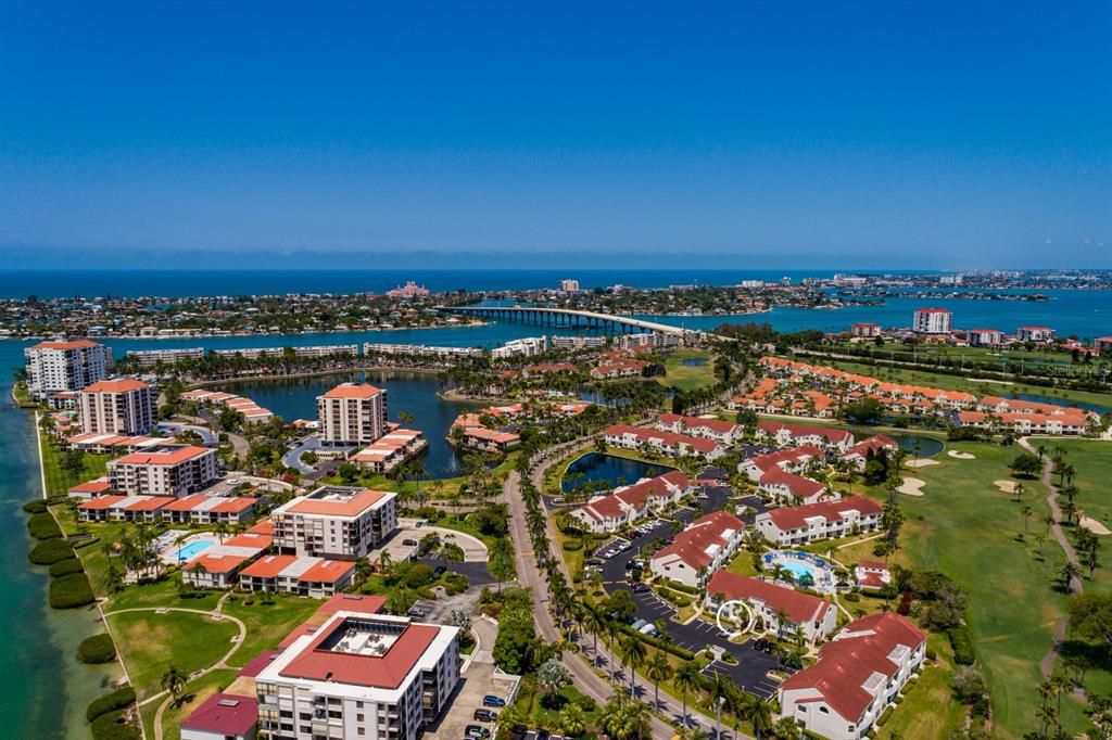 En Venta: $395,000 (2 camas, 2 baños, 1075 Pies cuadrados)