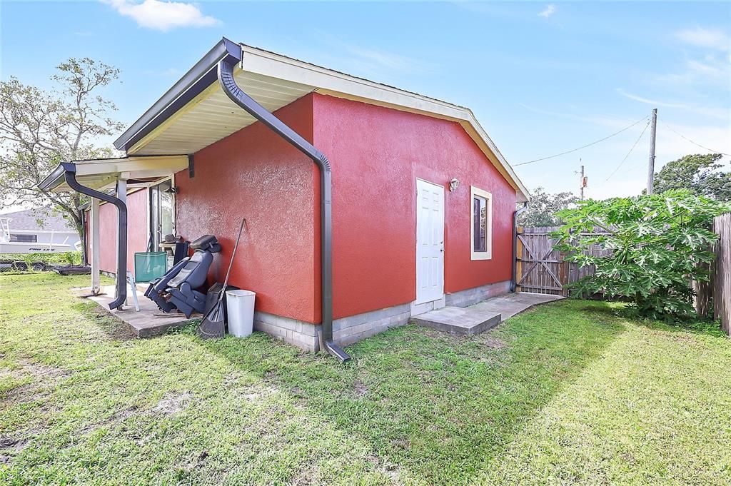 На продажу: $355,000 (4 спален, 3 ванн, 1236 Квадратных фут)
