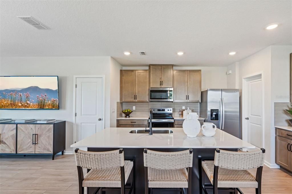 For Sale: $421,990 (4 beds, 3 baths, 2055 Square Feet)